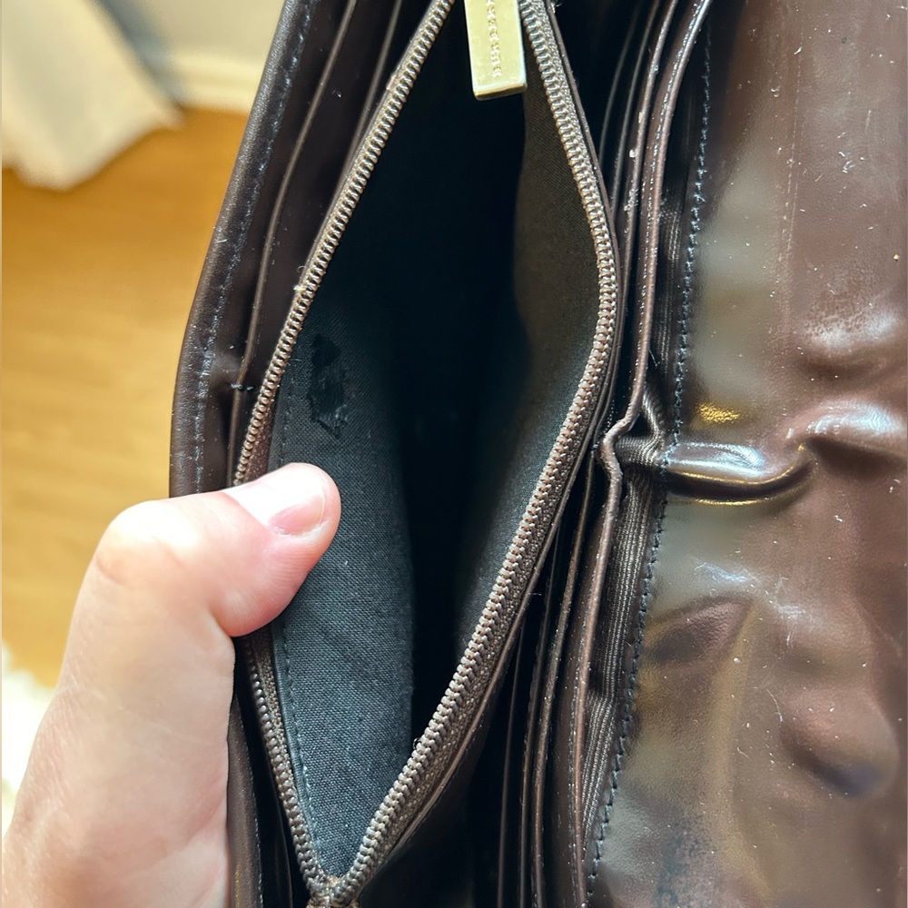 Timeless Burberry Wallet - Picture 12 of 12